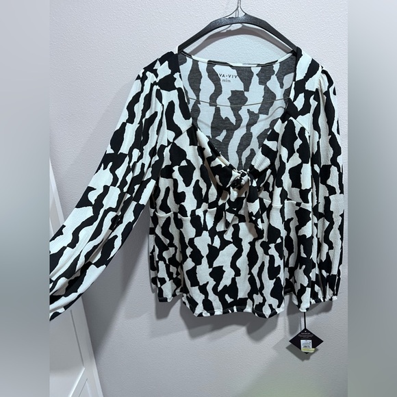 Ava & Viv Blouse - Picture 1 of 2